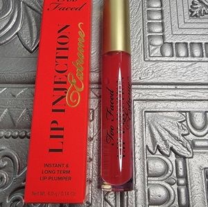 Too Faced lip injection glossy